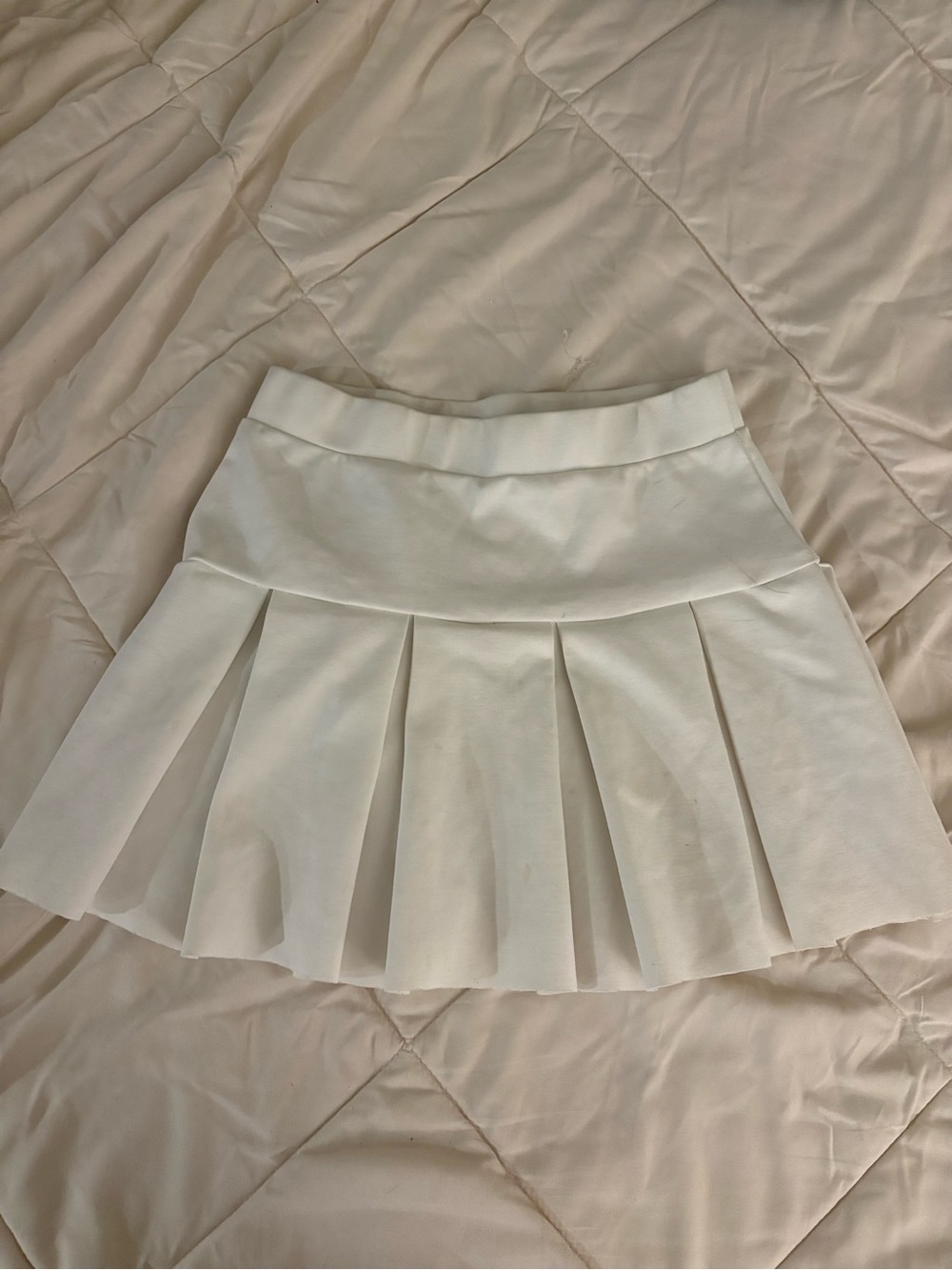 Lioness White Pleated Mini Skirt
